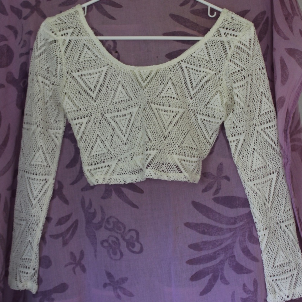 Geometric mesh, long sleeve white crop top